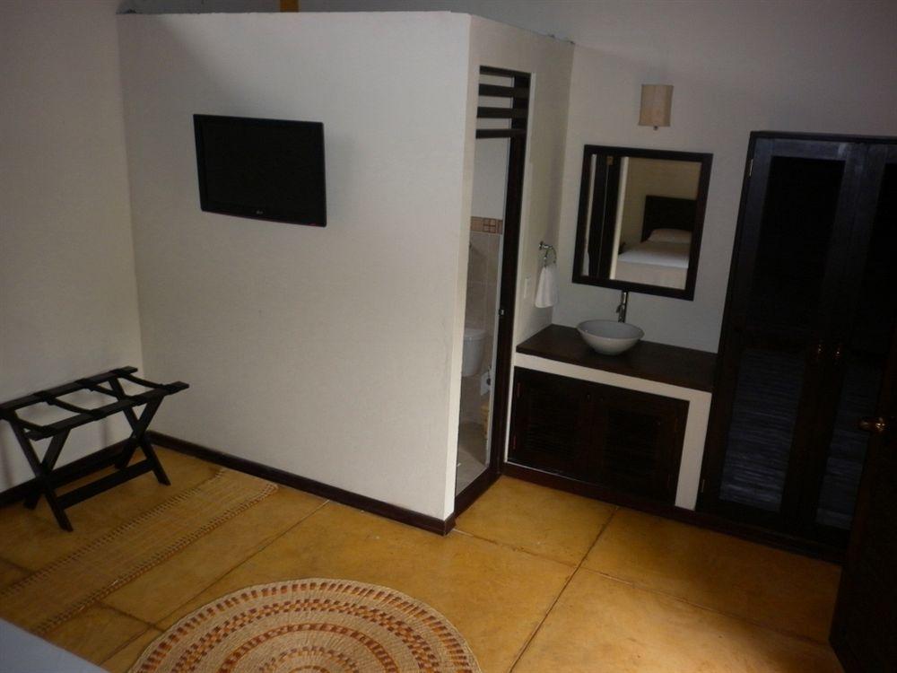 לטיסייה Hotel Amazon Bed And Breakfast חדר תמונה