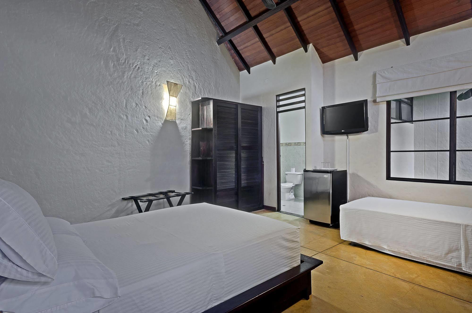 לטיסייה Hotel Amazon Bed And Breakfast מראה חיצוני תמונה
